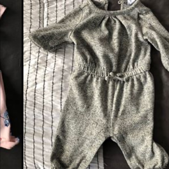 Old Navy Clothes - Picture 2 of 2